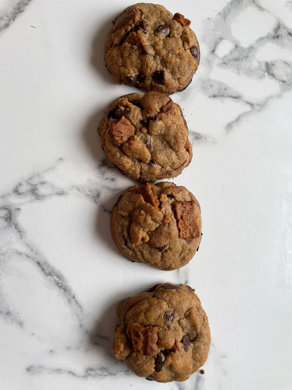 Lotus Biscoff Chocolate Chip Cookies - Delicious Biscuits, Gourmet Treat for Cookie Lovers